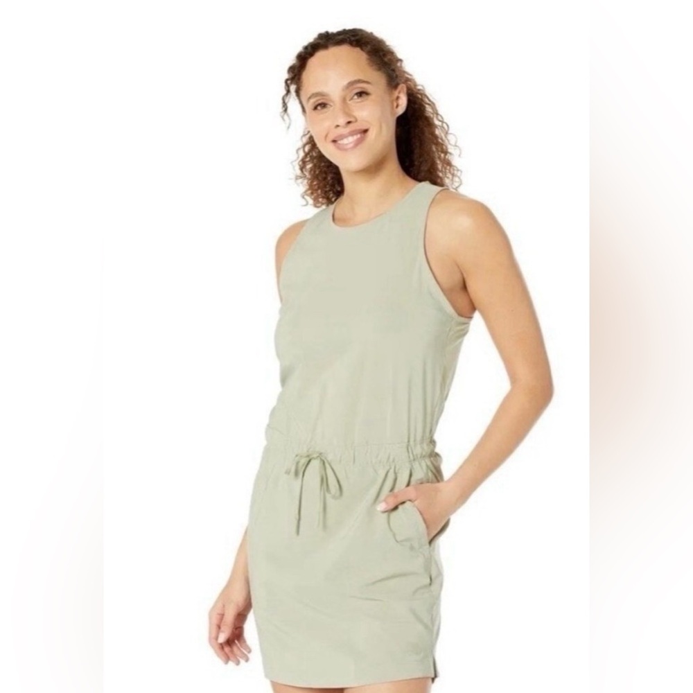 The North Face Never Stop Wearing Adventure Dress Flash Dry Built in Shorts